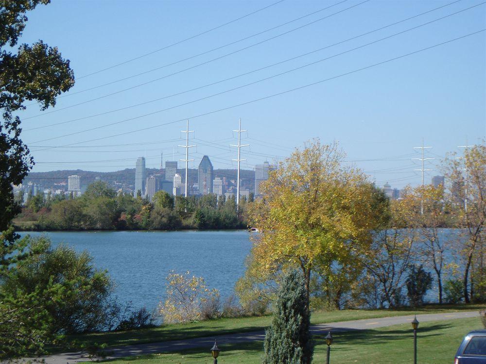 Motel Du Fleuve Brossard Εξωτερικό φωτογραφία