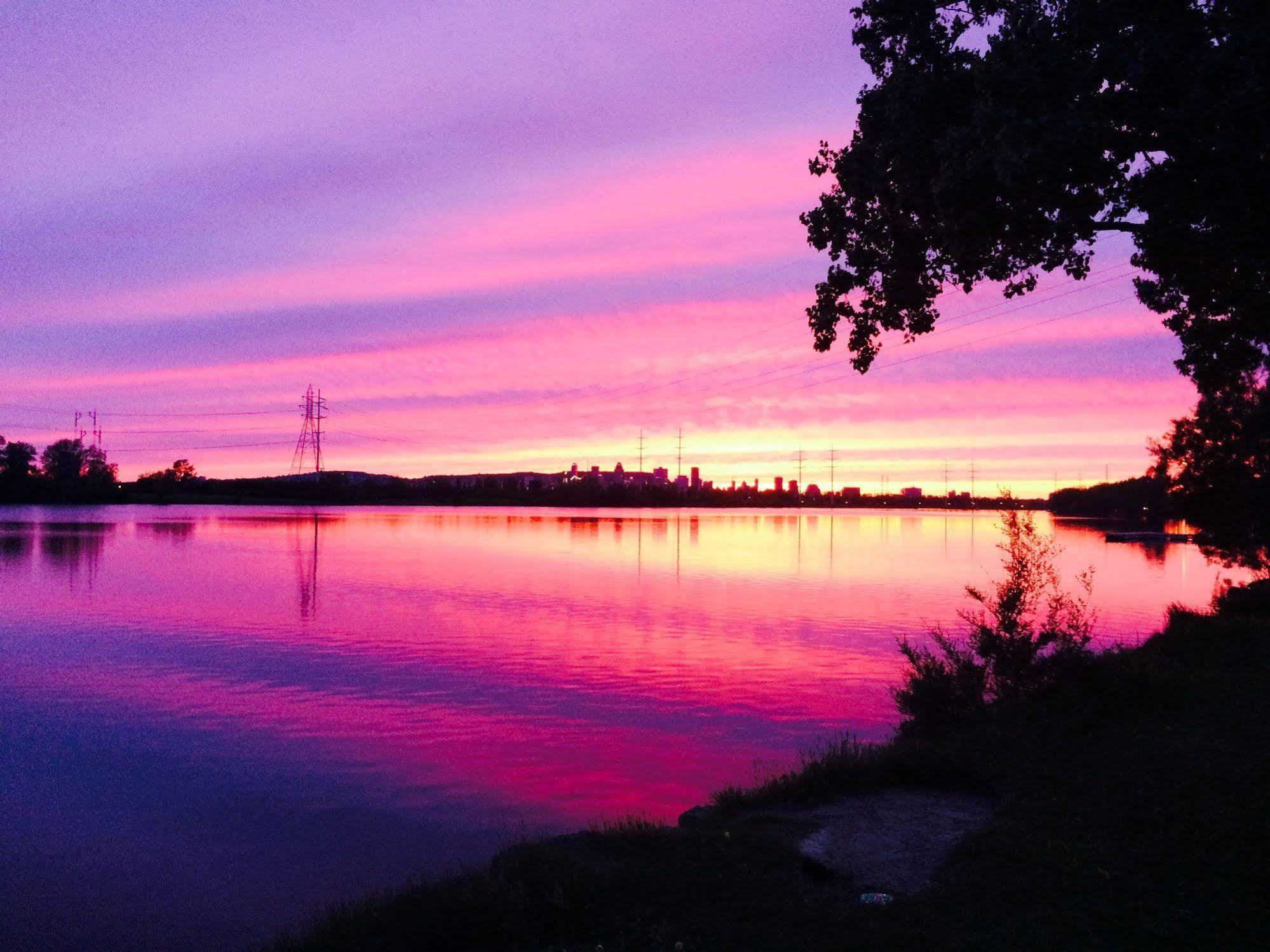 Motel Du Fleuve Brossard Εξωτερικό φωτογραφία